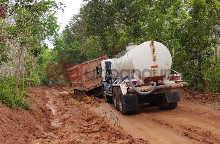 Stabilisasi jalan Hauling