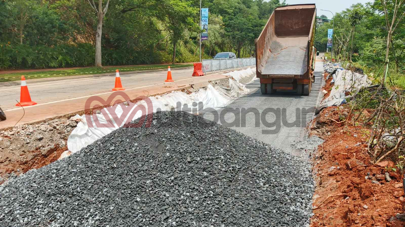 Stabilisasi Jalan Perumahan CitraGrand Cibubur (5)