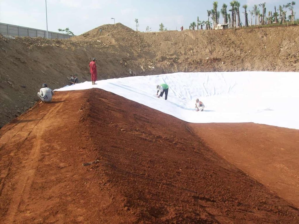 geotextile-jalan-tambang-multibangun