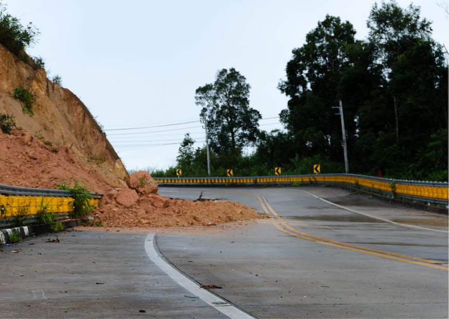 Mengenal Tanah Longsor: Ancaman, Penyebab, dan Solusi Mitigasi Modern