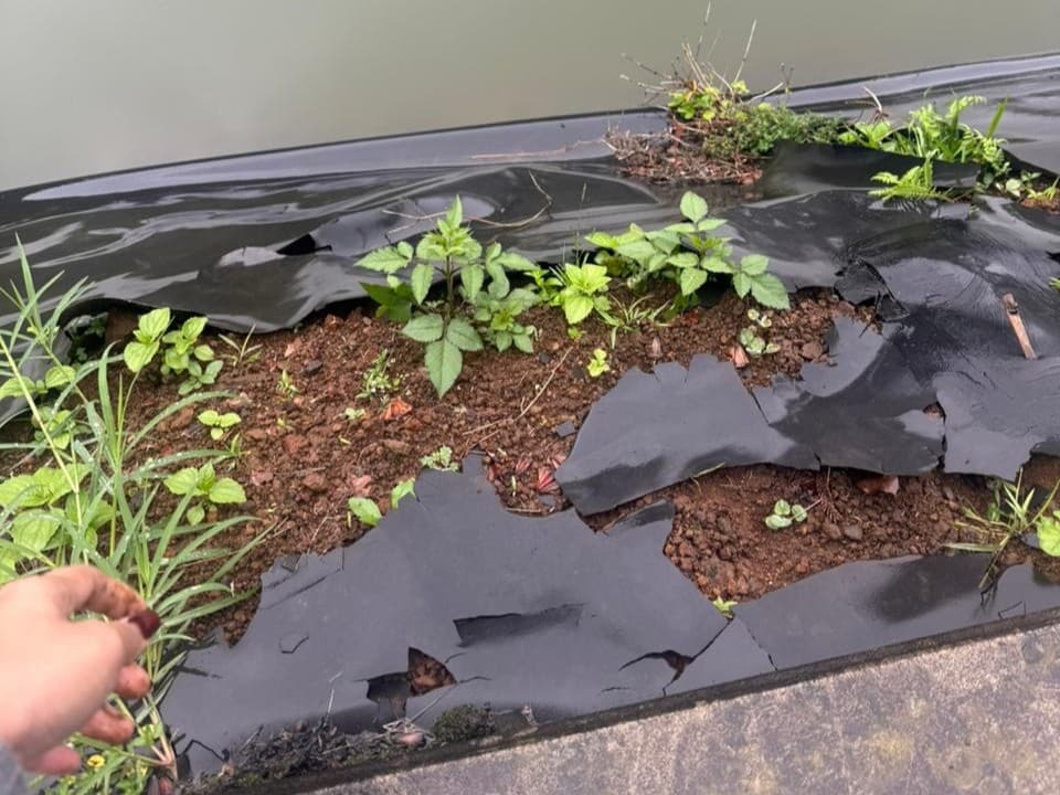 Geomembrane Getas: Bahaya Salah Pemilihan Material dan Solusi Cerdas Menggunakan Huitex Geomembrane Berkualitas Baik