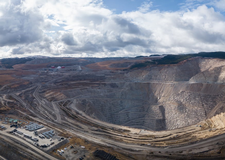 Tambang Nikel di Indonesia: Solusi Geogrid untuk Jalan Akses dan Working Platform