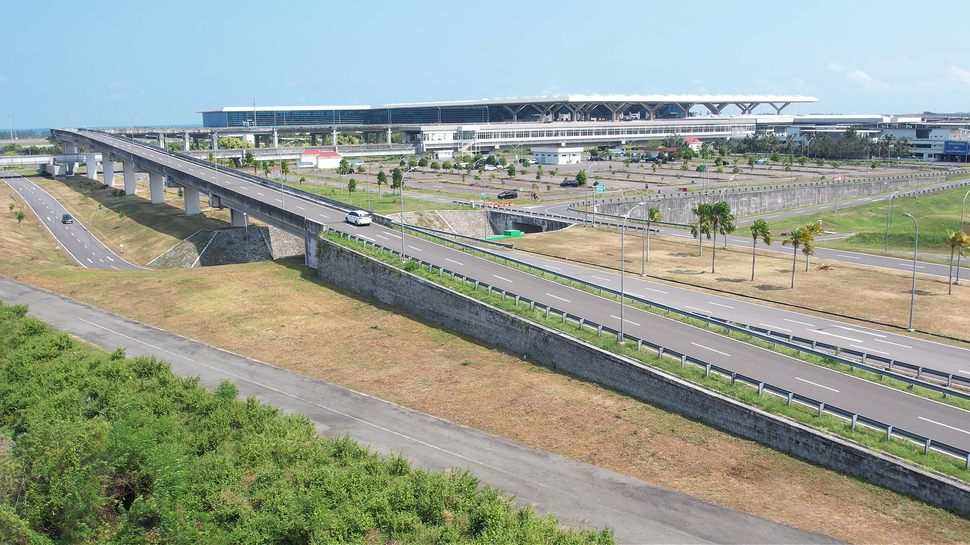 Dinding Penahan Tanah Bandara YIA Kulon Progo